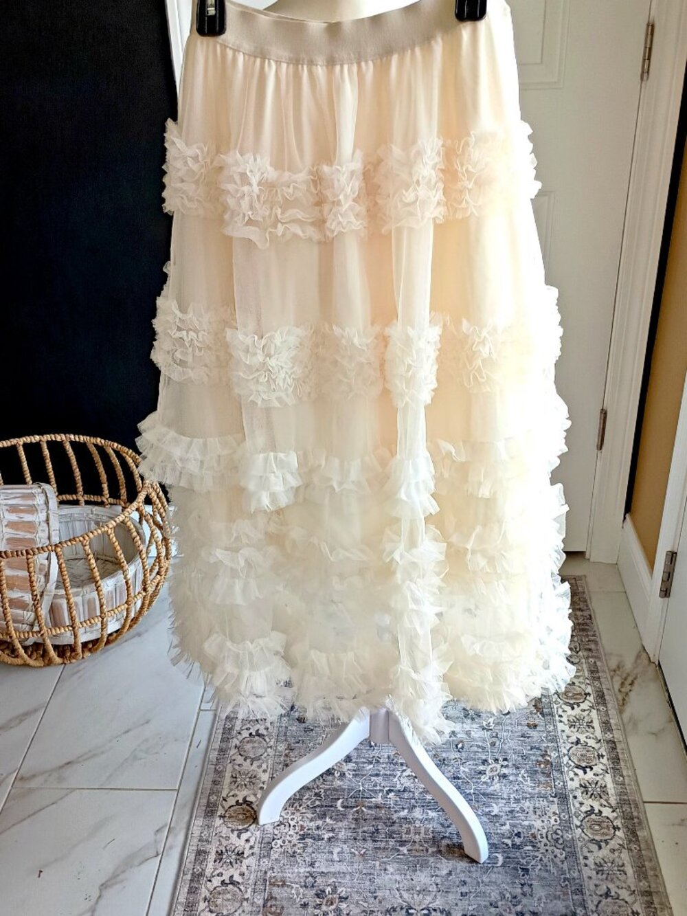 Romantic Cream Tiered Maxi Skirt with Ruffle Accents - Picture 5 of 6